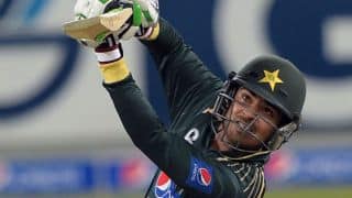 Pakistan in control as Haris Sohail and Ahmed Shehzad bring-up 50-run stand against India in ICC Cricket Worl Cup 2015